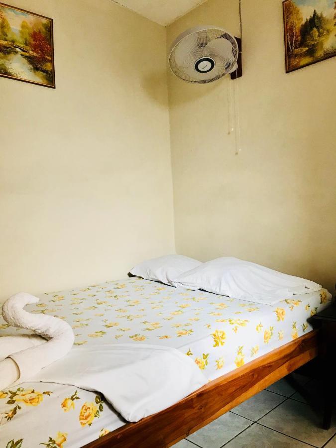 Hostal Brisas Y Olas San Juan del Sur Ngoại thất bức ảnh